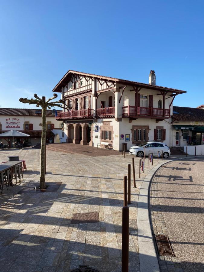 Chambre D'Hote Cosy Hiriburu Saint-Pierre-dʼIrube Exterior foto